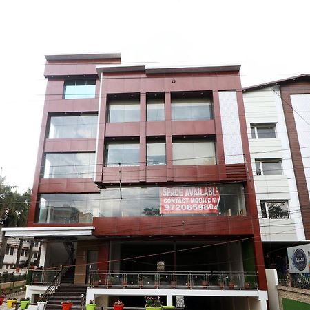 Hotel Skyking Dehradun Eksteriør billede