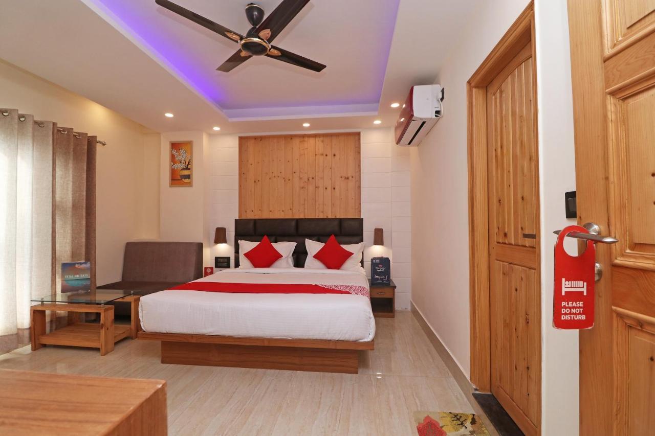 Hotel Skyking Dehradun Eksteriør billede