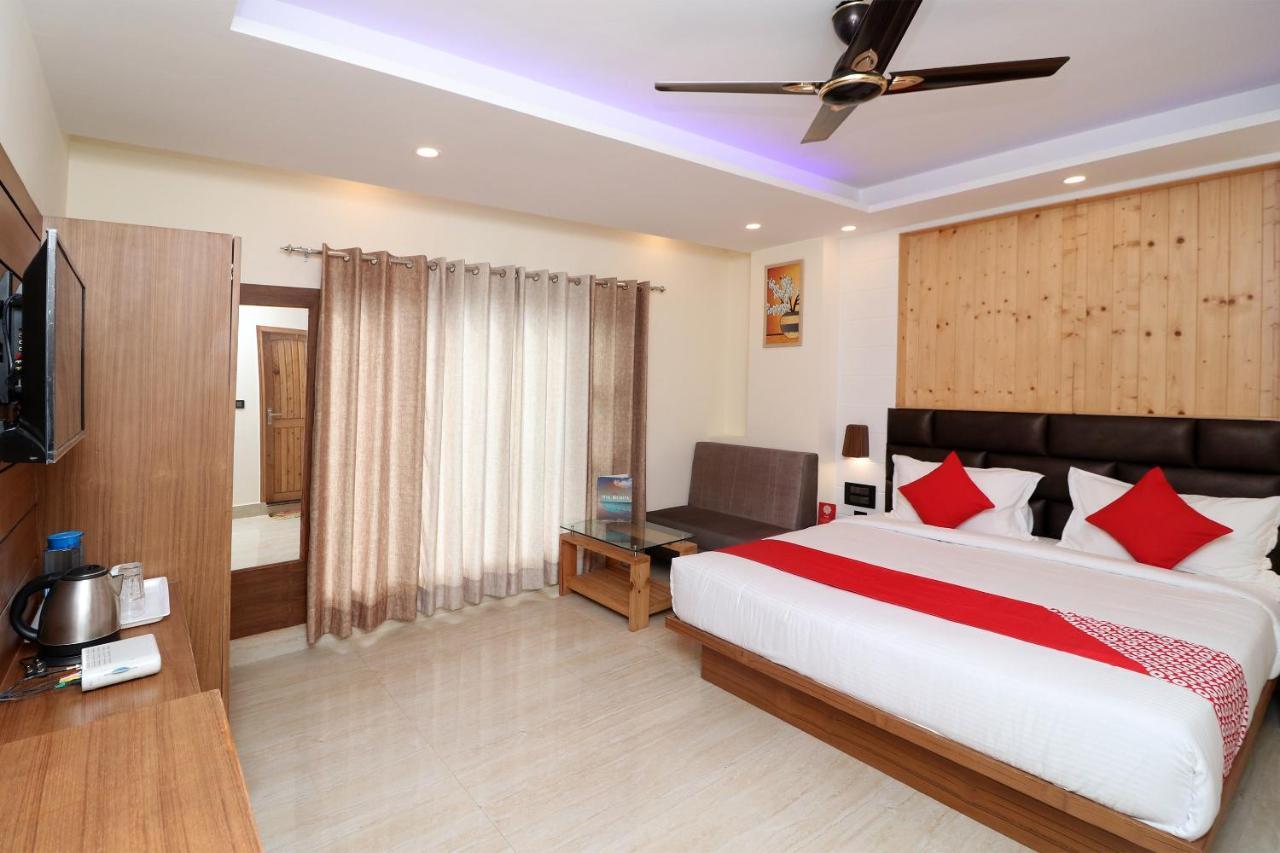 Hotel Skyking Dehradun Eksteriør billede